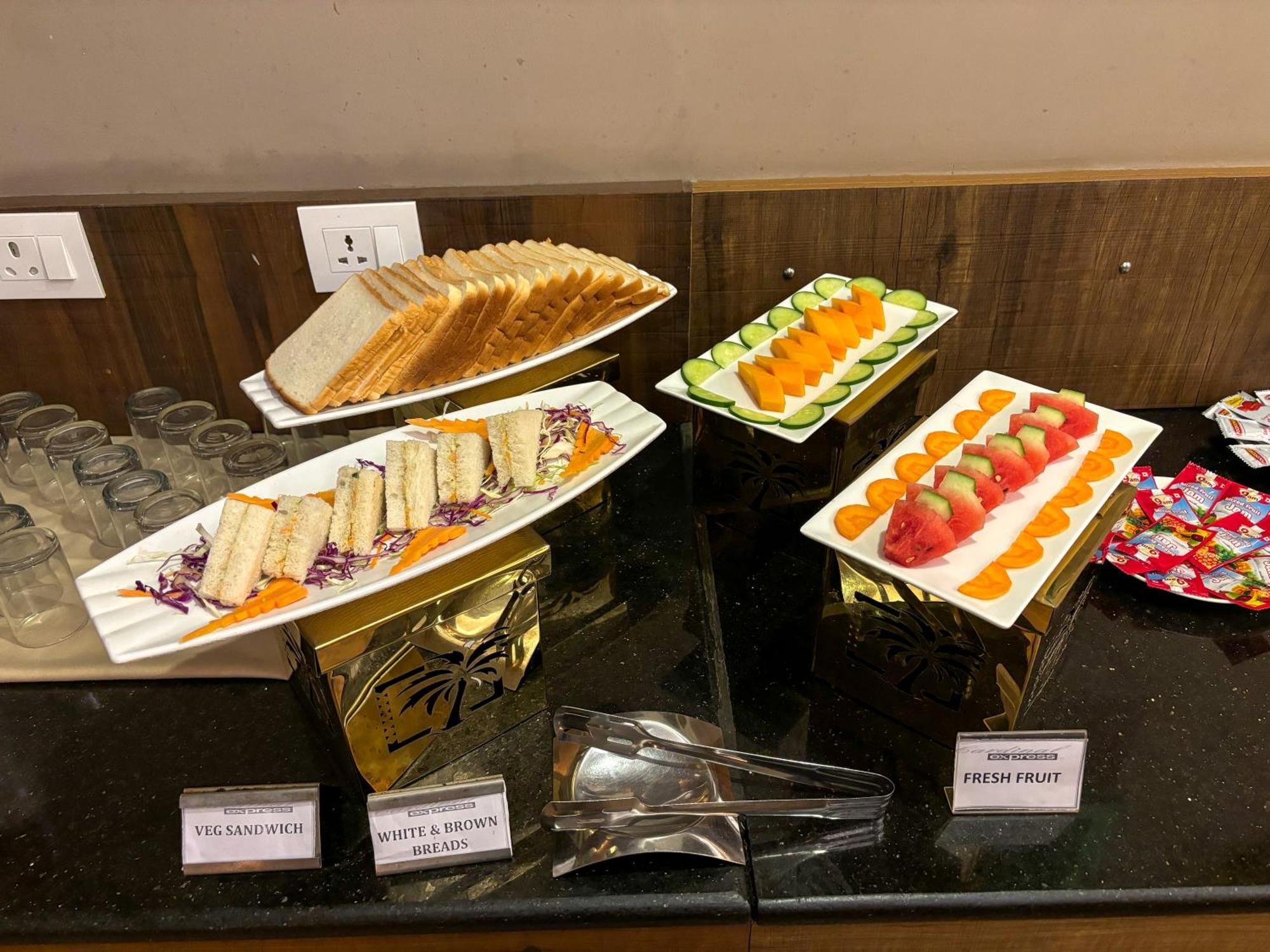 Hotel Oxmo Delhi Airport With Free Airport Transsfer 新德里 外观 照片