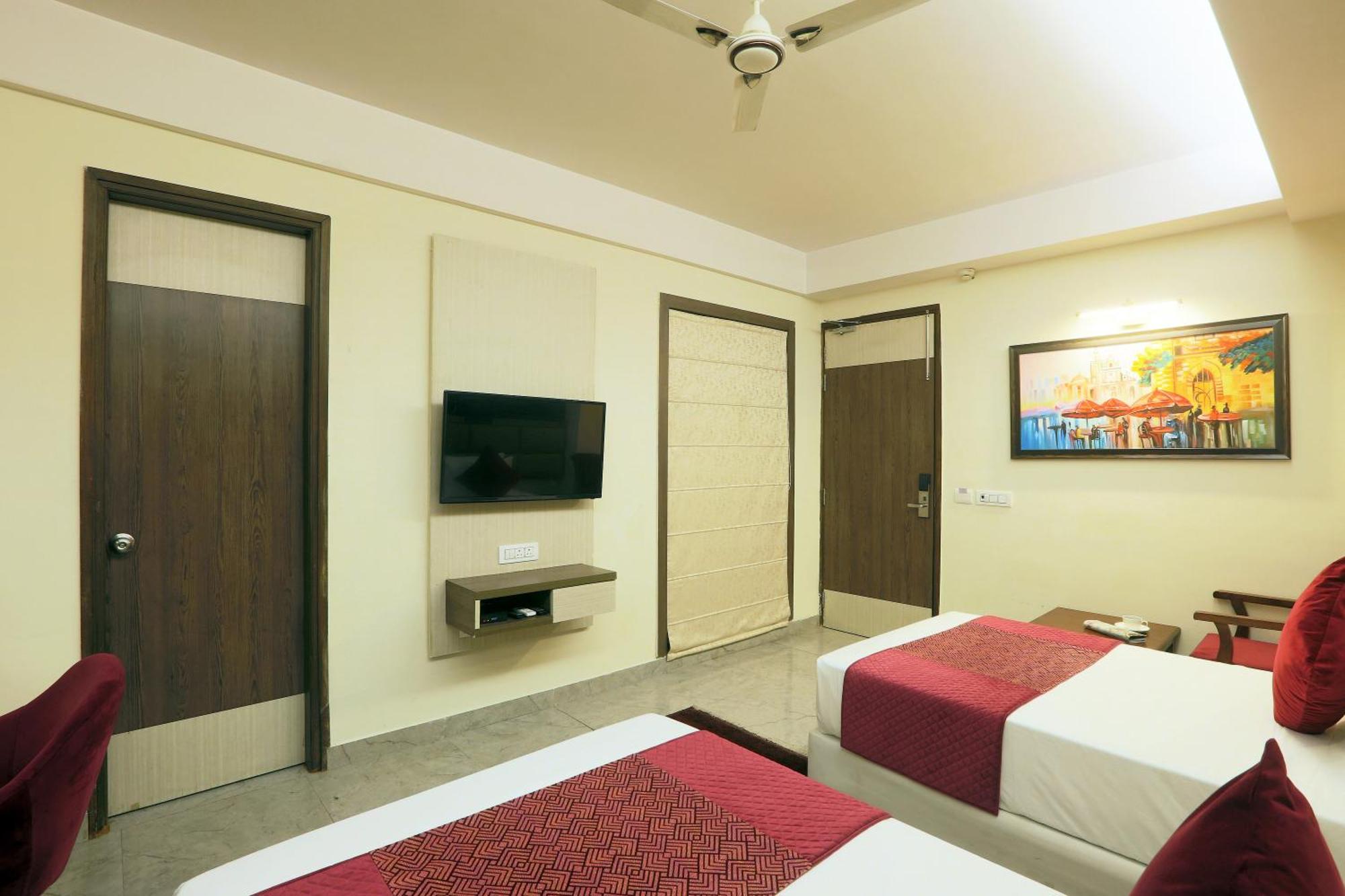 Hotel Oxmo Delhi Airport With Free Airport Transsfer 新德里 外观 照片